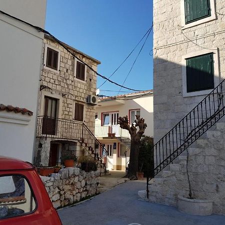 Apartment Murva Seget Vranjica Buitenkant foto