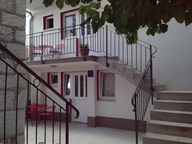 Apartment Murva Seget Vranjica Buitenkant foto