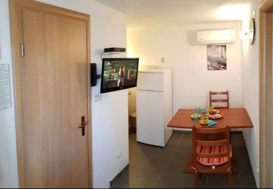 Apartment Murva Seget Vranjica Buitenkant foto